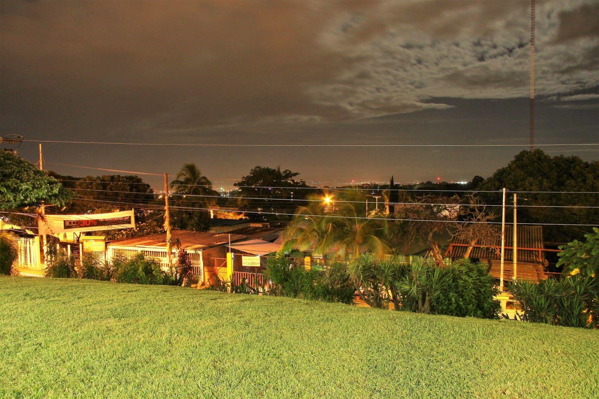 El Mirador Suites Managua Exterior foto